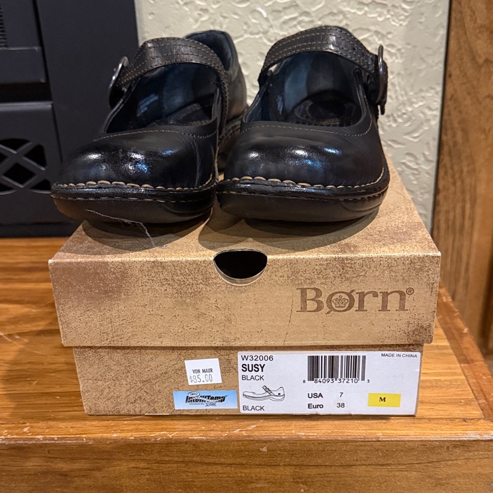 Born women’s  Susy Black Dress Shoes sz 7